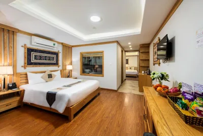 Habitación familiar Deluxe (1 cama doble + 2 camas individuales)) — Sapa Highland Resort & Spa